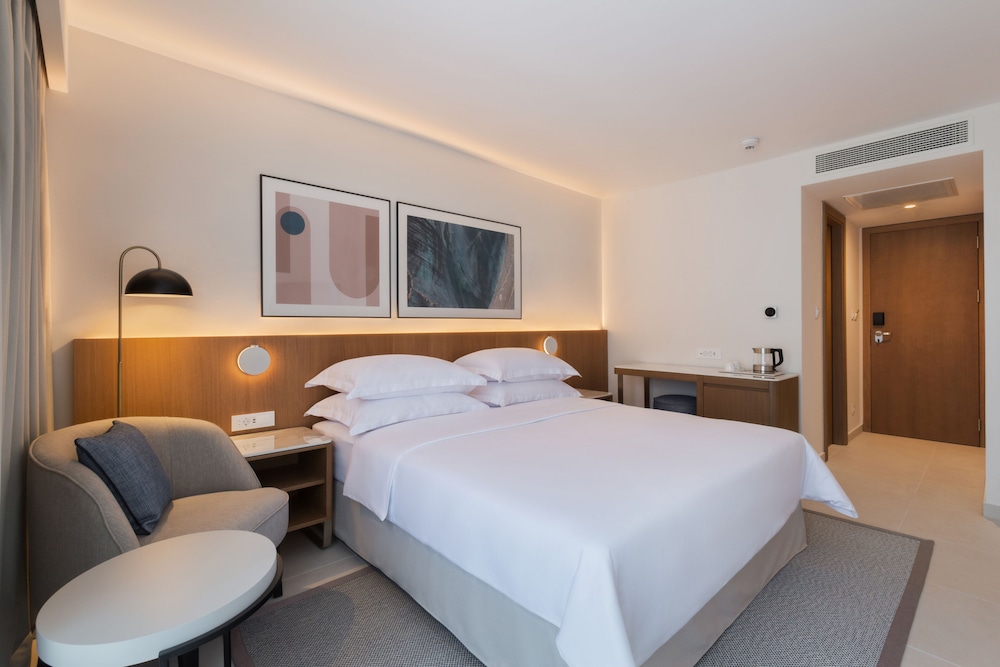 Standard double room, balcony, Mountain View - Photo 1