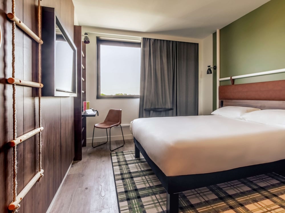 Standard Room, 1 Double Bed - Photo 8