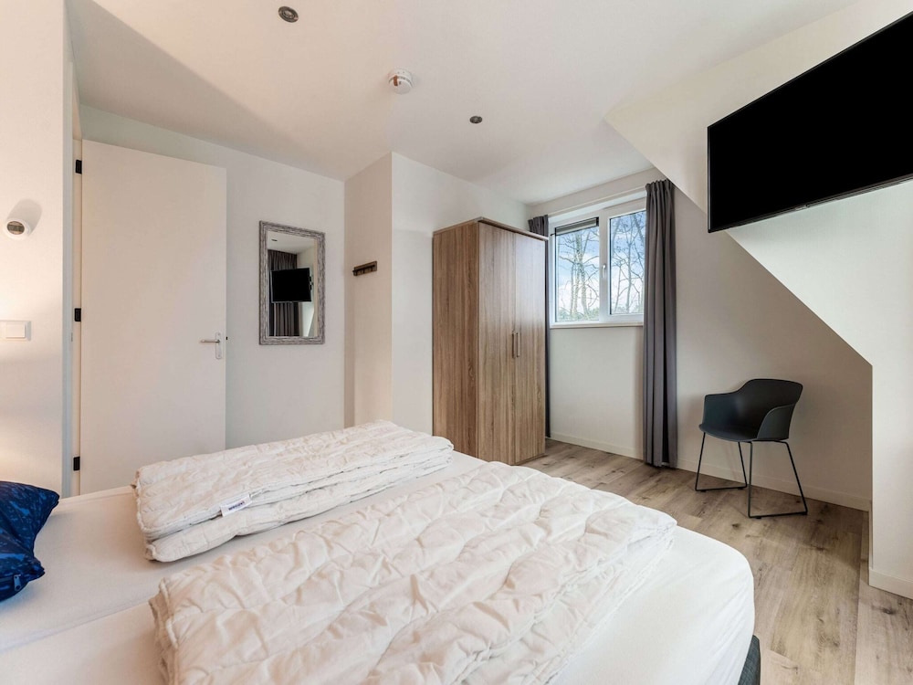 Luxury House, 4 Bedrooms photo 3