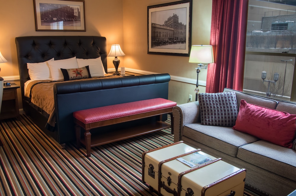 Luxury Room, 1 King Bed with Sofa bed, City View photo 3