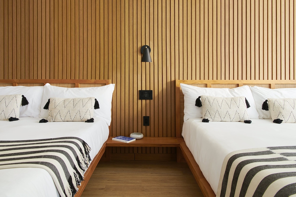 Junior Suite, 2 Queen Beds, Accessible, Ocean View (Terrace) photo 3