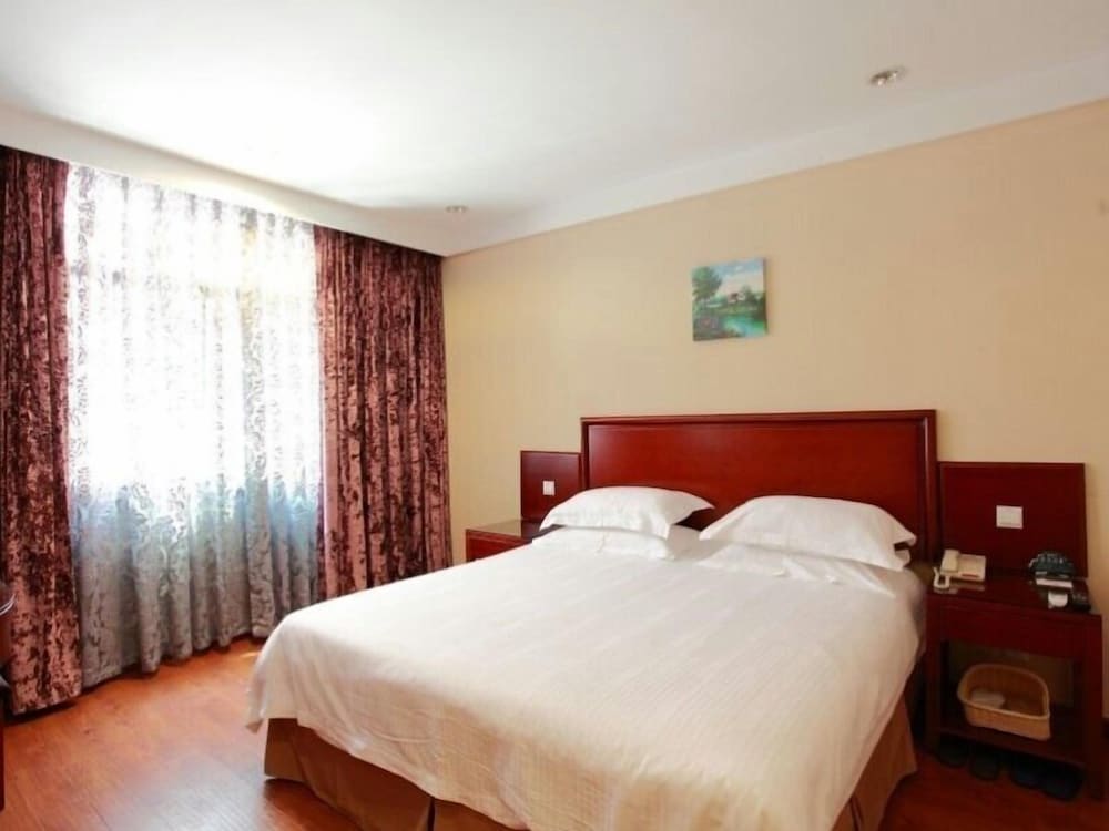 Standard Double Room photo 3