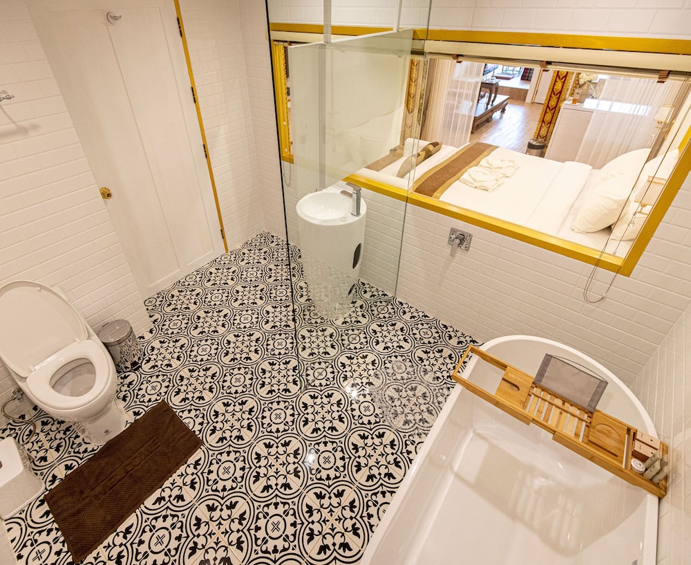 Royal Suite - Photo 6
