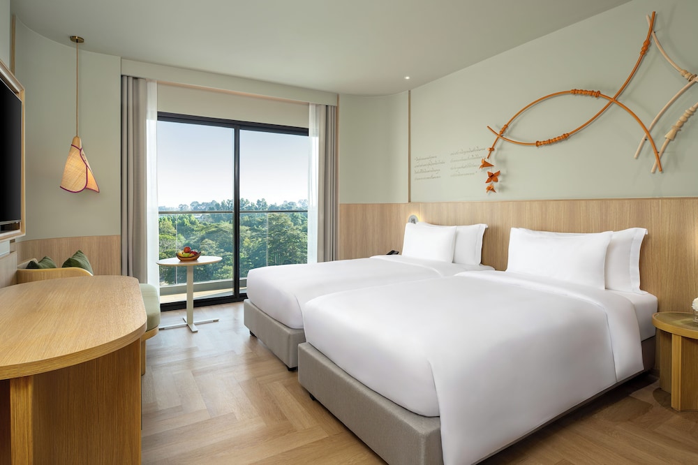 Superior Twin Room, Balcony (Garden Wing)
