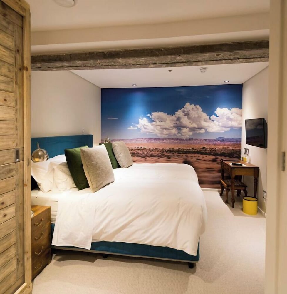 Luxury Apartment, 2 Bedrooms - Photo 4