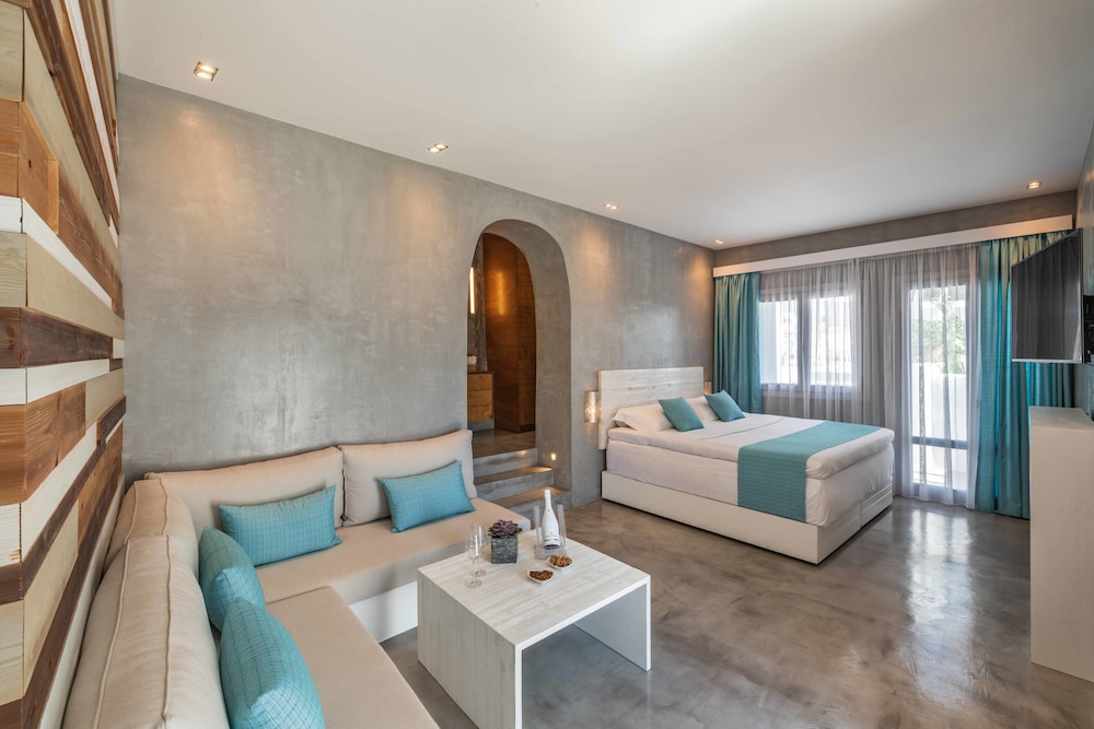 Deluxe Suite, Sea View photo 1