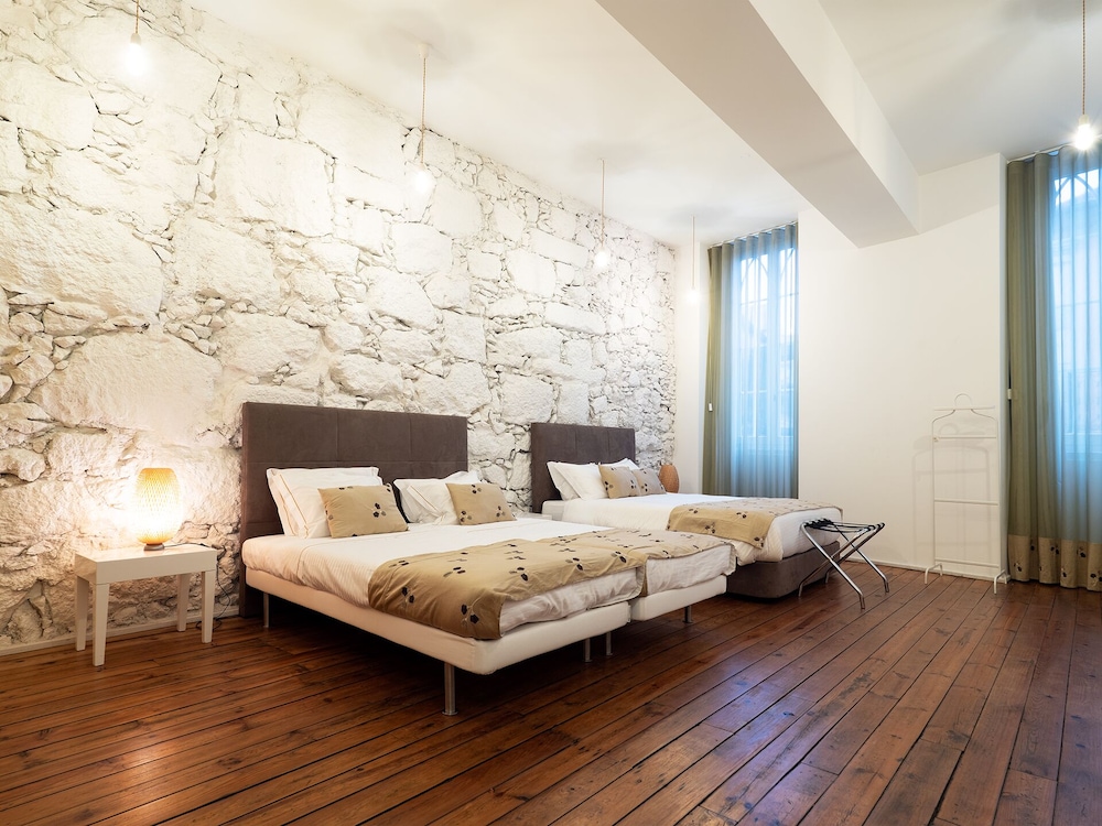 Deluxe Quadruple Room I