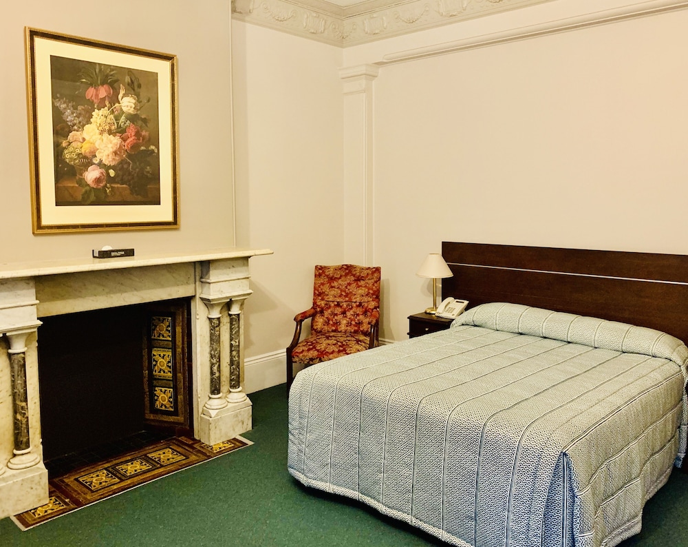 Suite, Balcony
