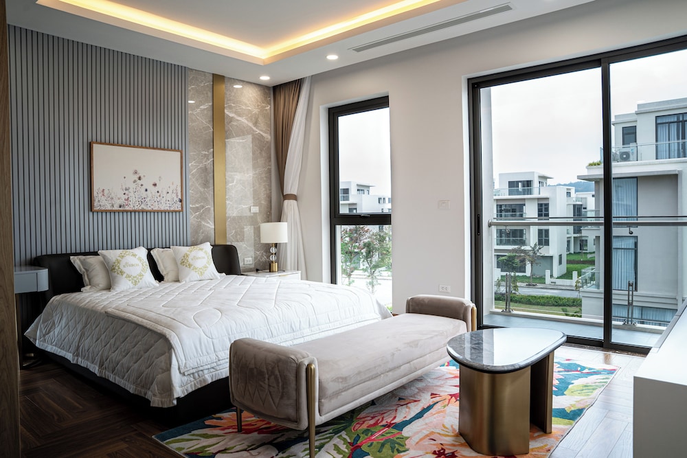 Diamond Suite Room