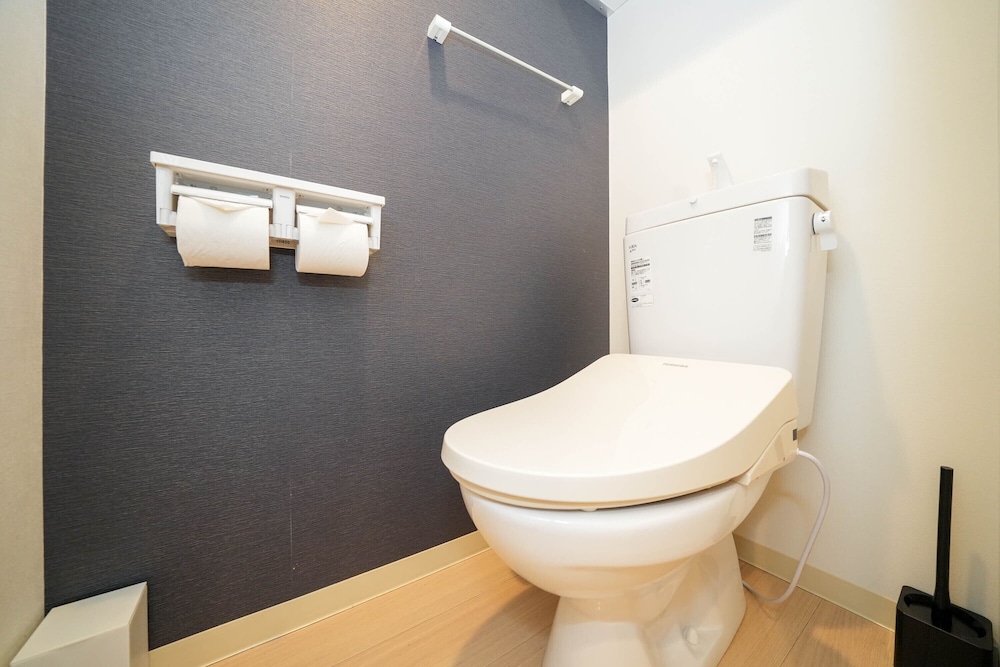 Standard Twin Room - Photo 5