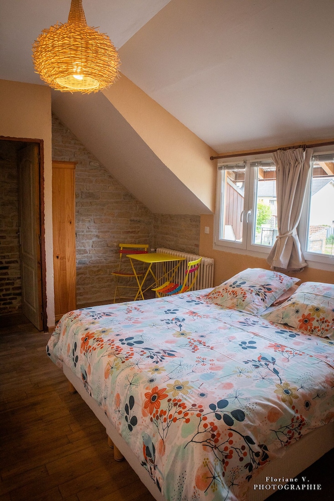 Comfort Double Room (L'Ouche) photo 3