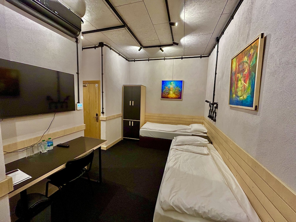 Standard Room photo 3