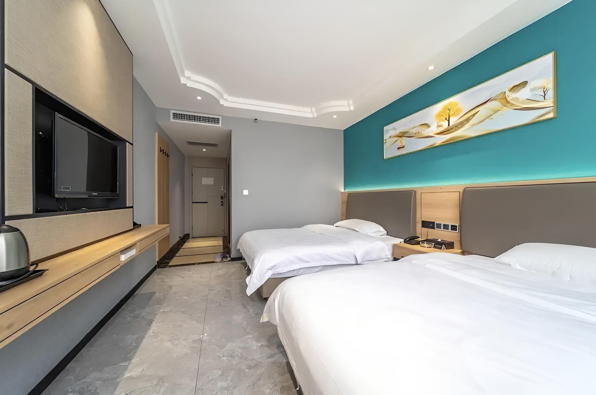 Standard Double Room, 2 Double Beds photo 2