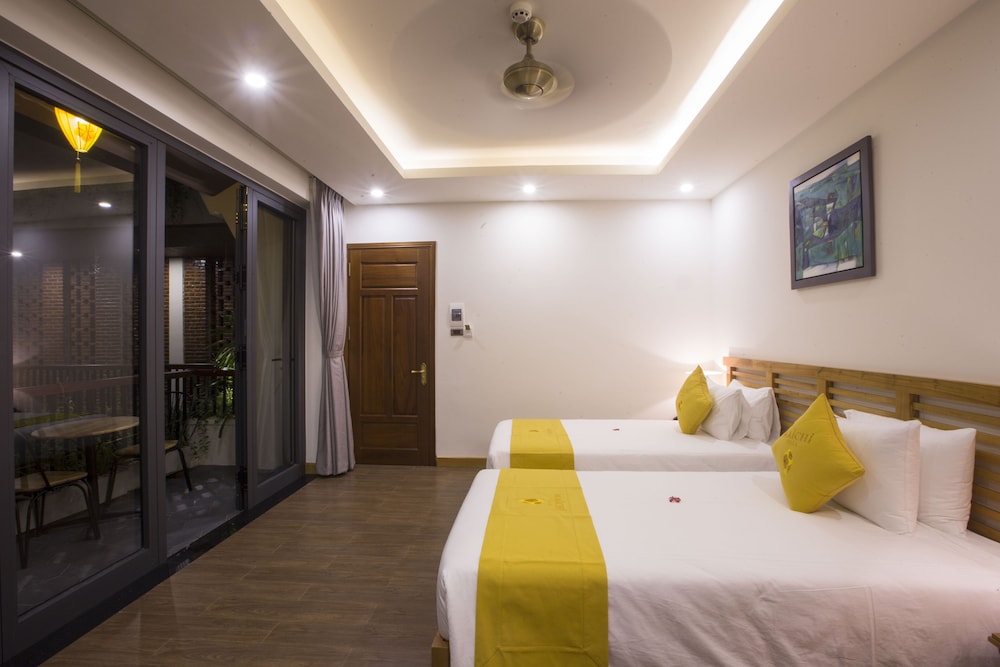Deluxe Double or Twin Room, Balcony, Pool View photo 1