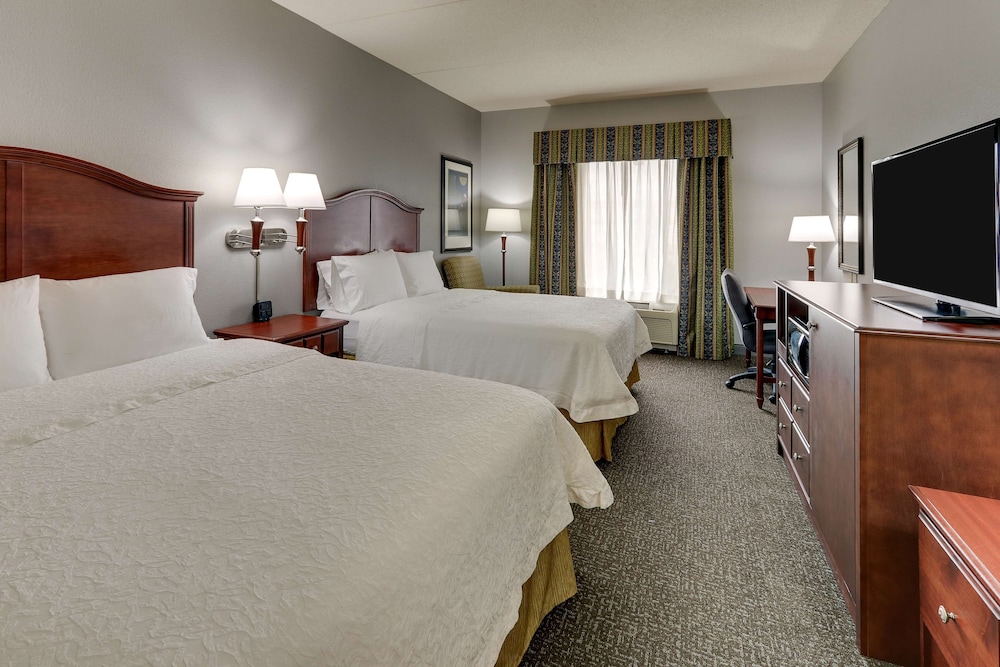 Room, 2 Queen Beds, Accessible (Hearing) - Photo 7