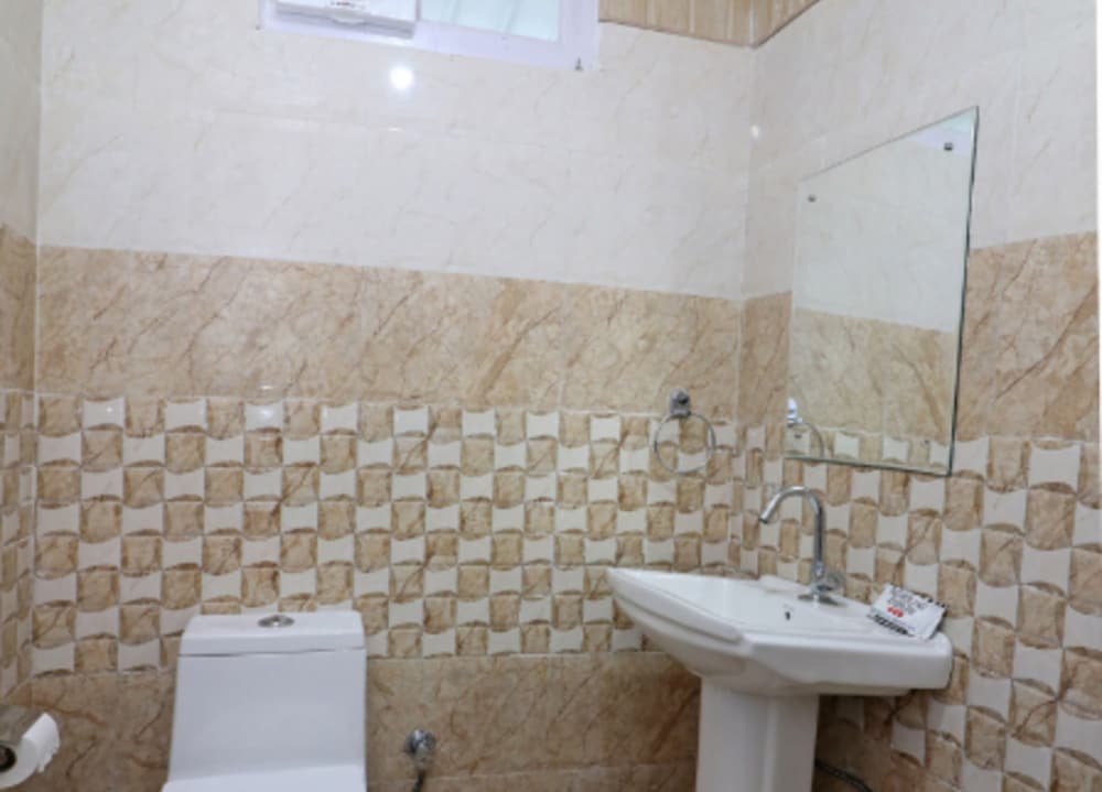Double Or Twin Room photo 3