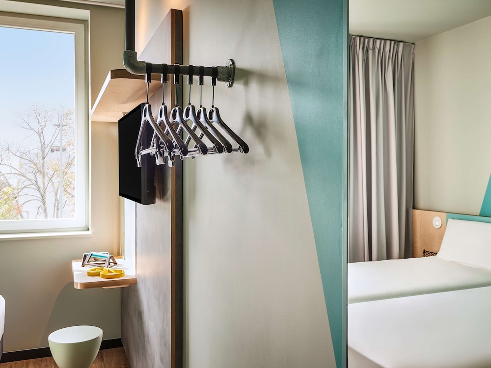 Classic Twin Room, 2 Twin Beds - Photo 1