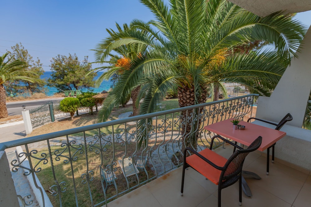 Superior Double Room, Sea View photo 2