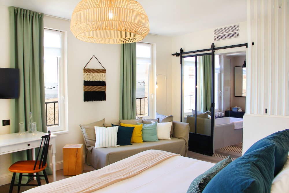 Junior Room, Non Smoking, Sea View (Annexes) - Photo 1