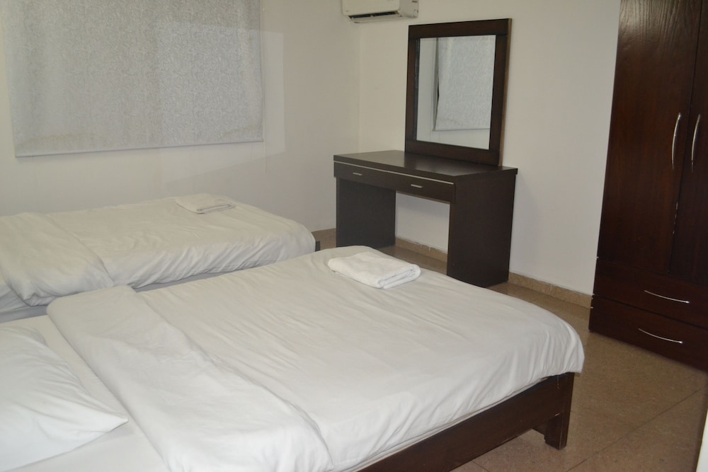 Duplex - Photo 5