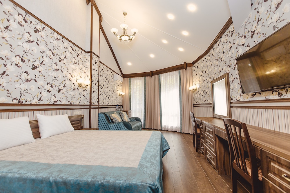 Luxury Suite photo 2