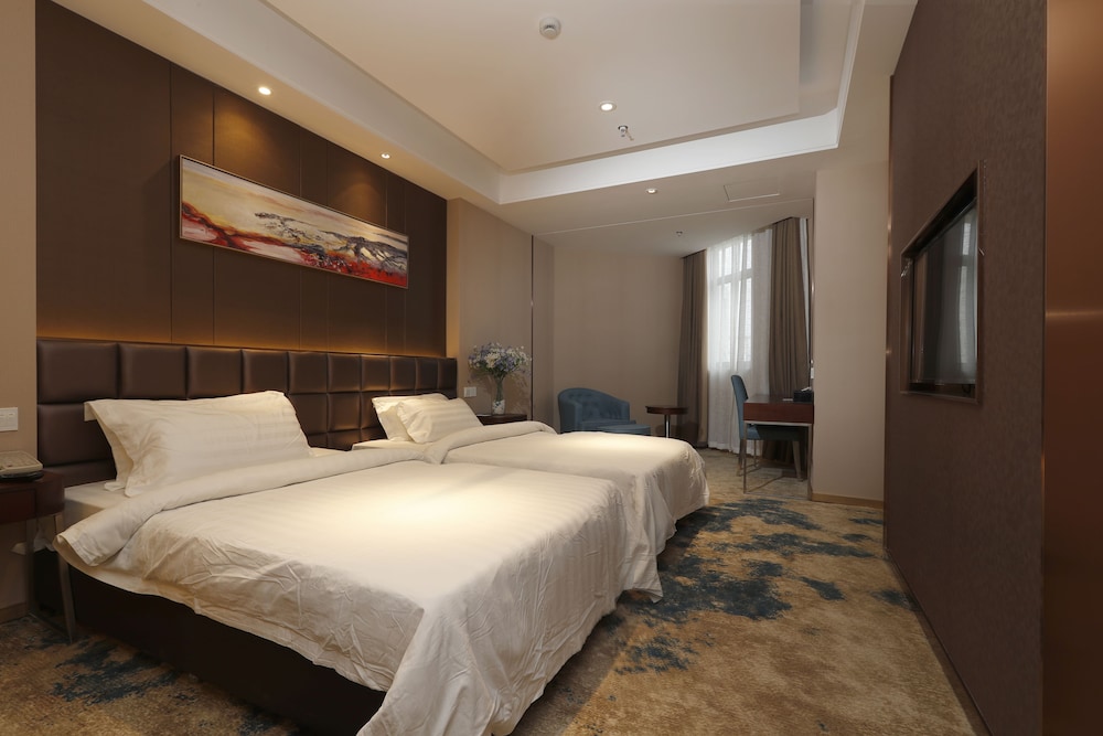 Twin Room (Extreme Sassy)