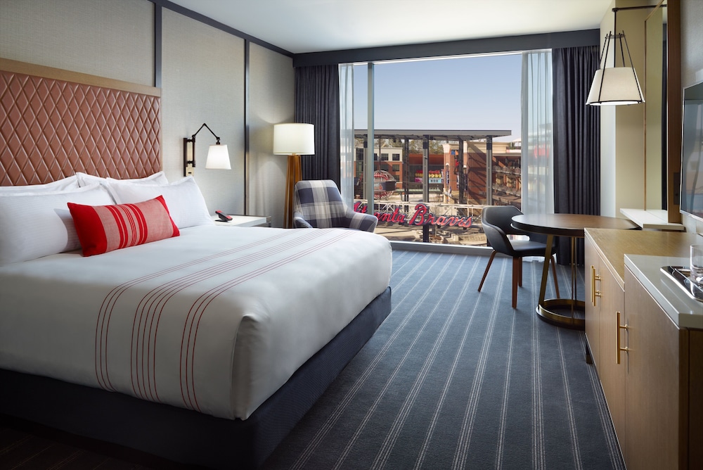 Executive Room, 1 King Bed (with View)