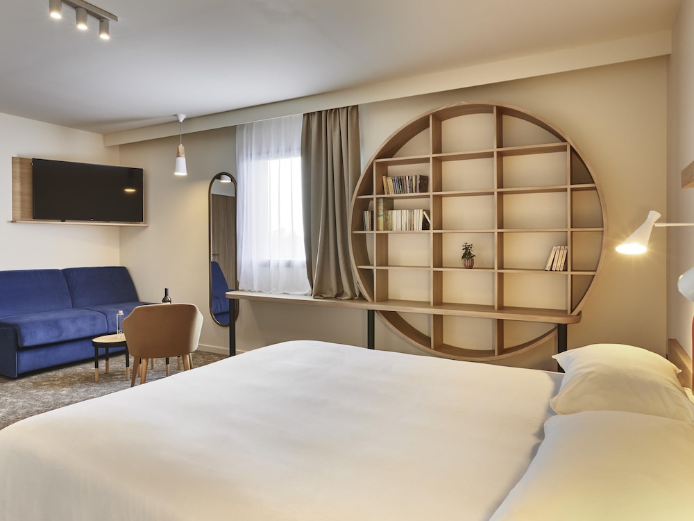 Superior Room, 1 Double Bed with Sofa bed photo 2