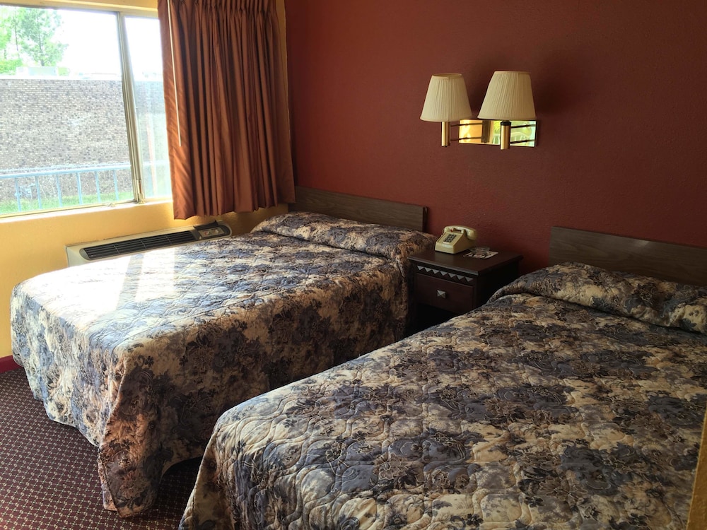 Room, 2 Double Beds photo 1