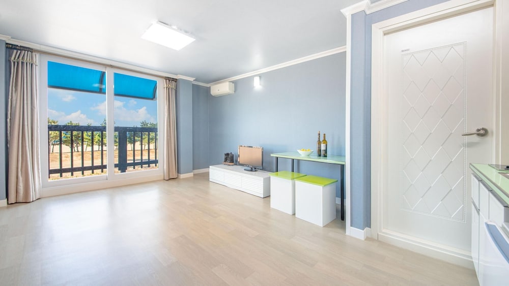 Basic Room, 1 Bedroom (Haneul)