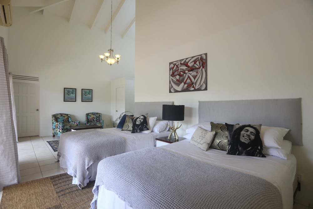 Deluxe Room, 2 Queen Beds, Garden View photo 1