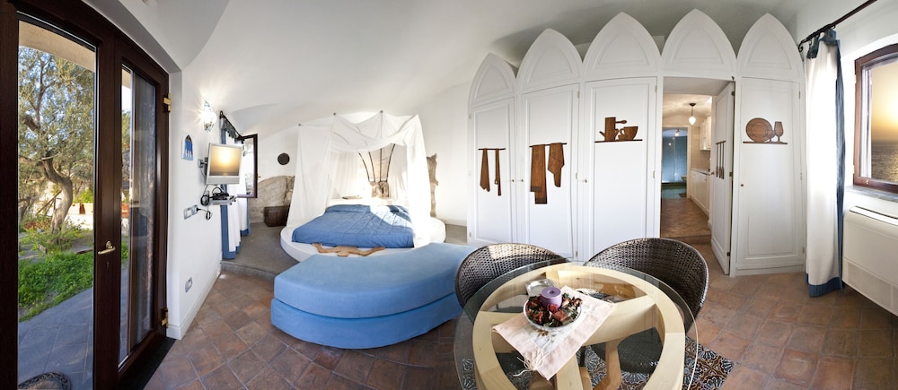 Classic Suite, Sea View, Annex Building - Photo 7