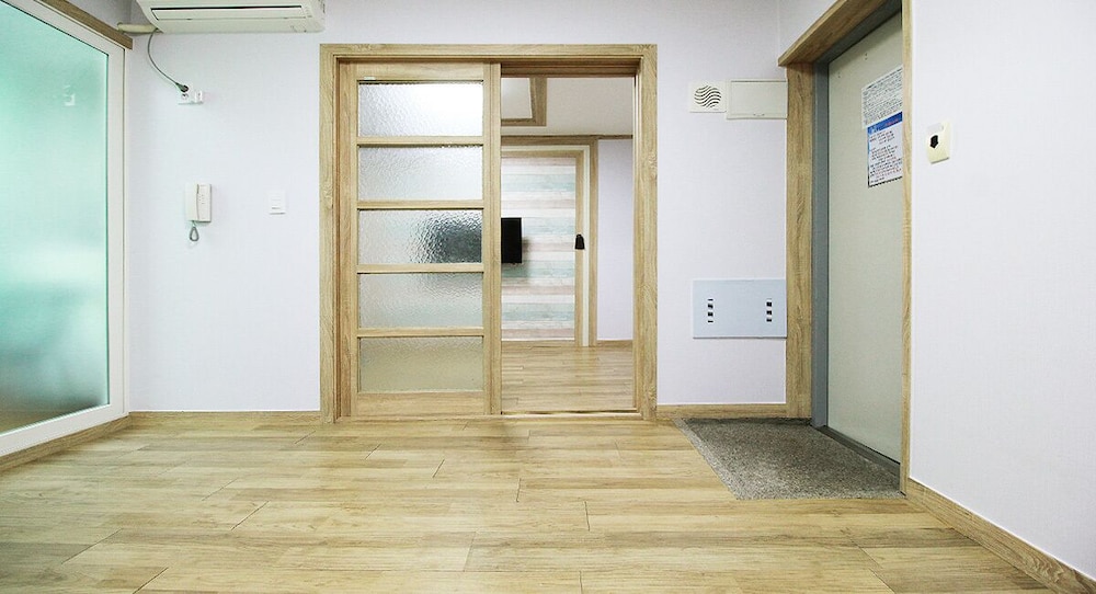 C3 1.5room (Room 1 + Living Area + Bathroom) photo 1