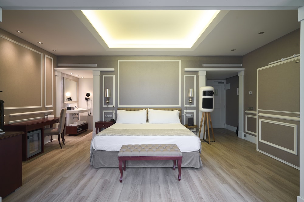 Junior Suite (Single use) photo 2