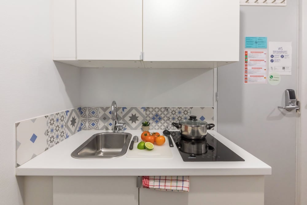 Apartment photo 2