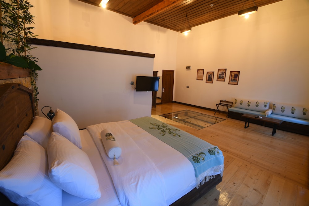 Exclusive Room - Photo 1