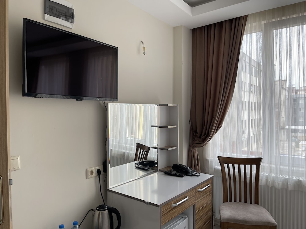 Family Triple Room - Photo 5