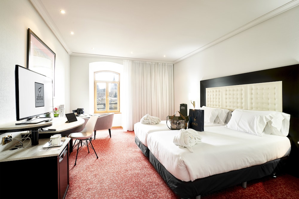 Premium Room - Photo 2