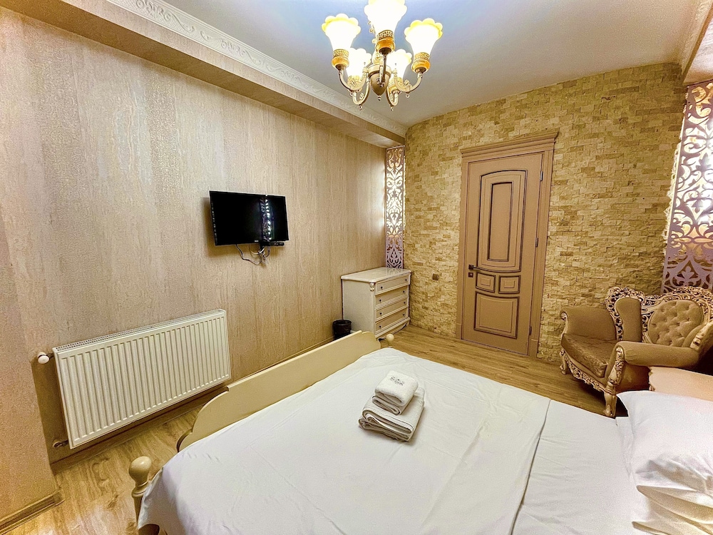 Deluxe Double Room photo 2