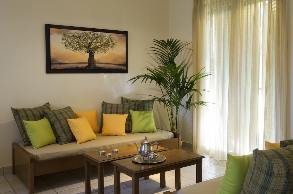 Apartment, 1 Bedroom, Sea View, Ground Floor photo 2