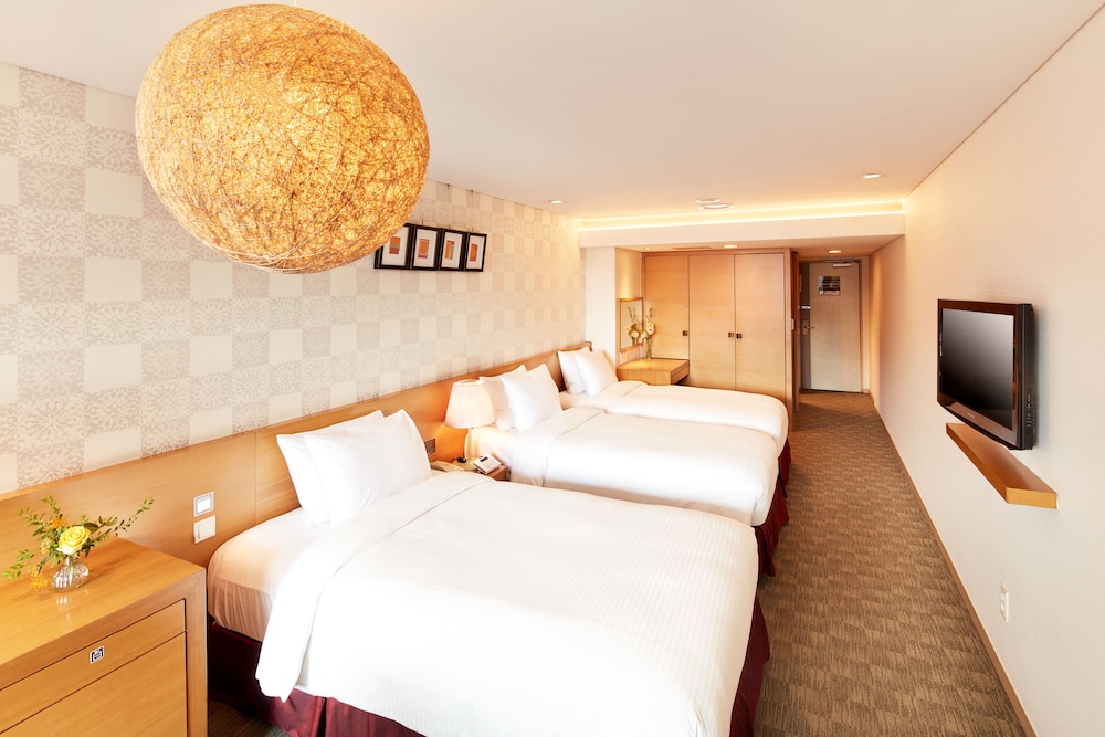 Deluxe Triple Room photo 2