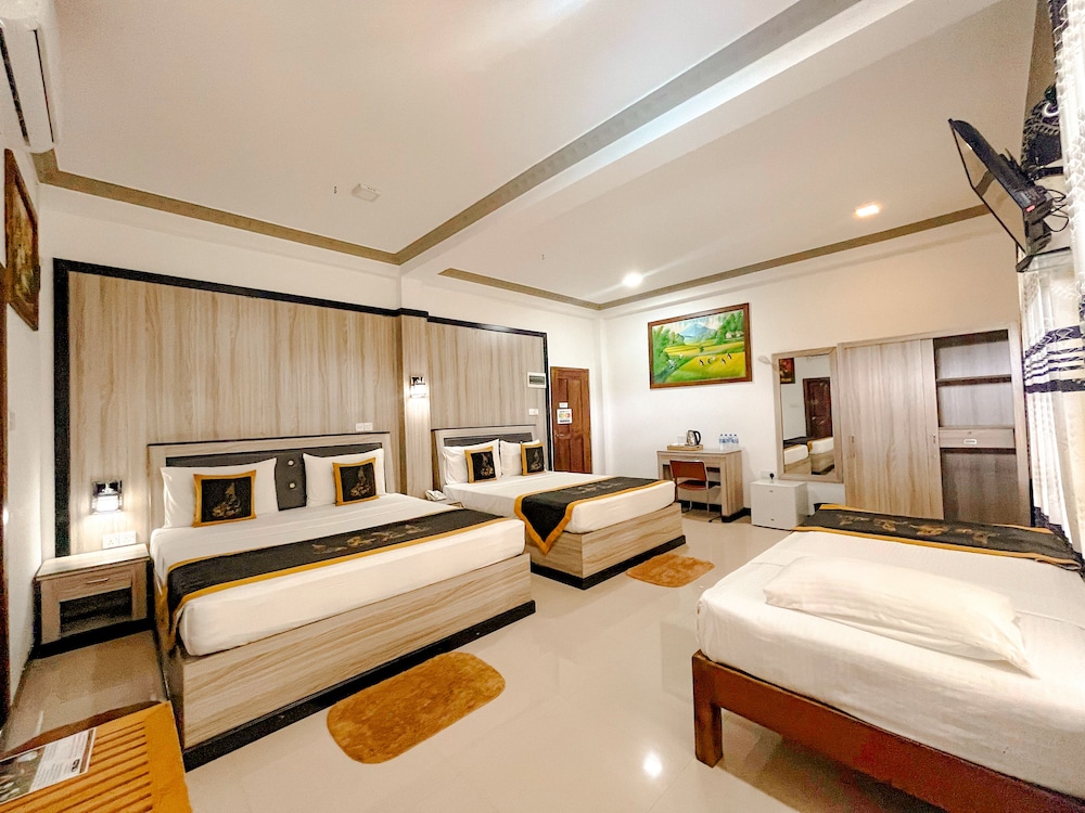 Deluxe Quadruple Room