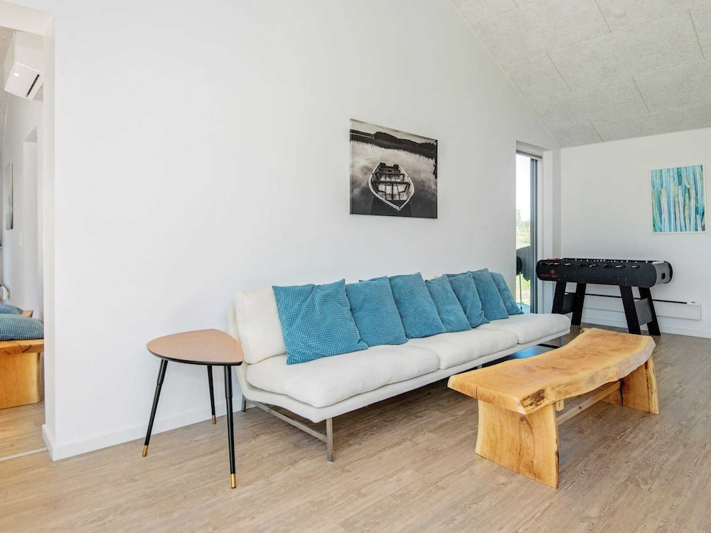 House photo 2