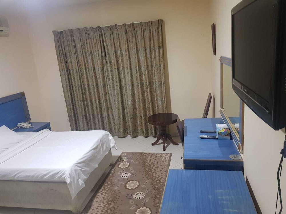 Basic Single Room, 1 Twin Bed photo 3