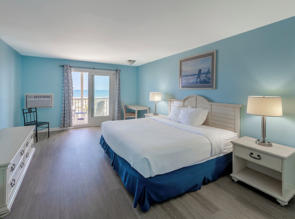 Panoramic Room, 1 King Bed, Balcony, Oceanfront