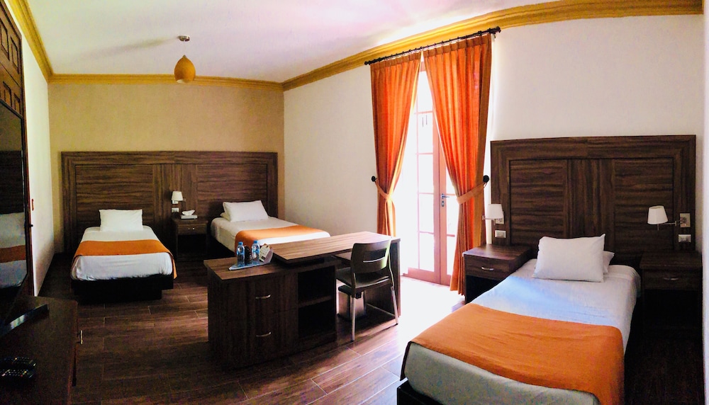 Basic Triple Room