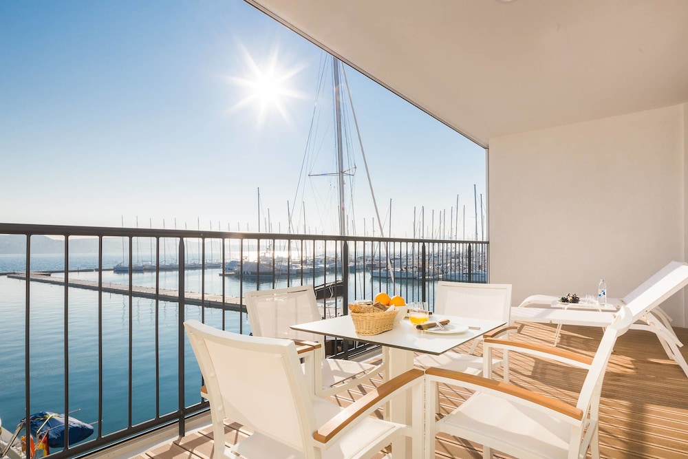 Apartment, Sea View