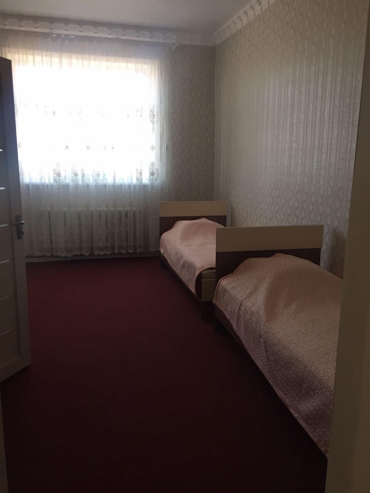 Basic Double Room photo 2