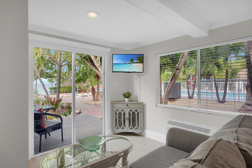 Suite, Bay View (Tropical)