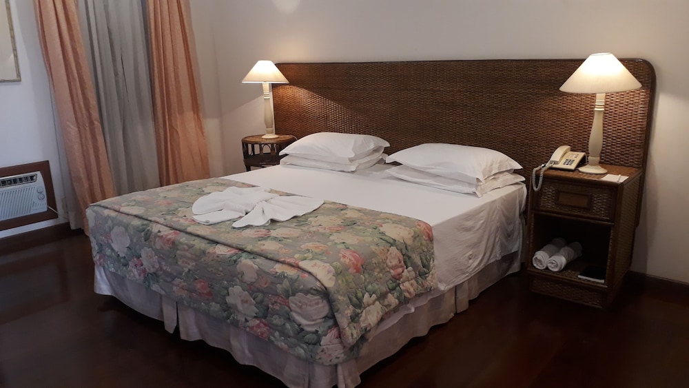 Deluxe Room, Accessible